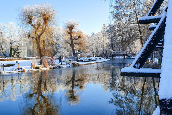 Winter in Lübbenau/Spreewald. Auch für Wintermonate ohne Eis und Schnee soll eine einladende Winteratmosphäre für Gäste geschaffen werden.